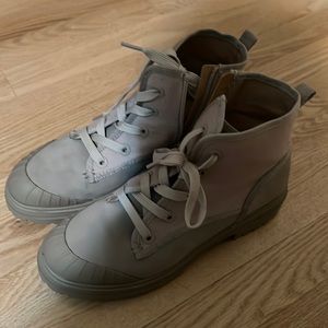 Call it spring, size 8